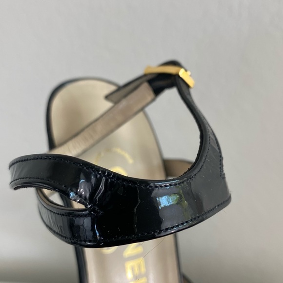 NIB Chanel Vintage Cap Toe Ankle Strap Buckle Pumps 37 - Picture 10 of 12